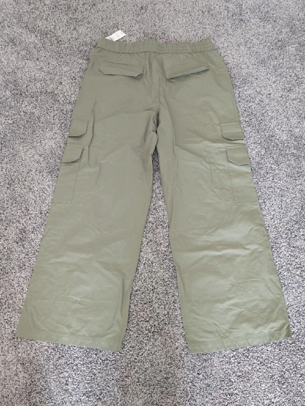 Abercrombie & Fitch Olive Green Wide-Leg Cargo Pants - Picture 3 of 3